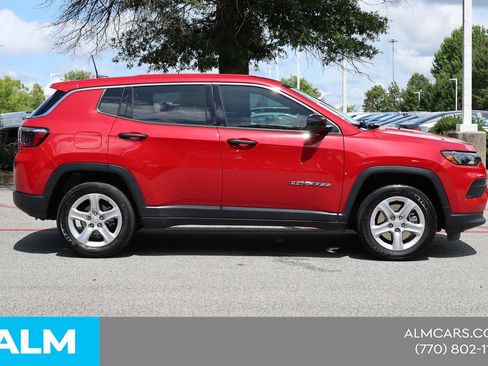Used 2024 Jeep Compass Sport AWD/4WD image 10