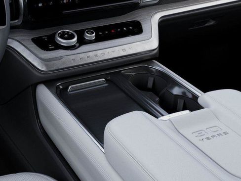 New 2027 Ford Expedition Platinum AWD/4WD image 15