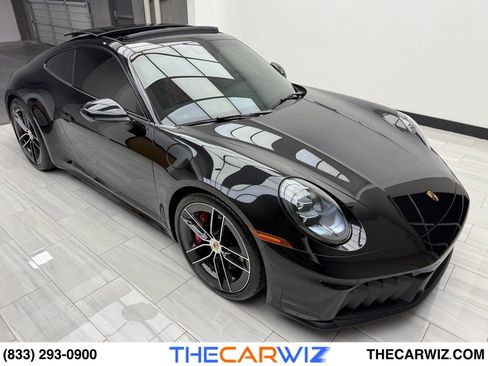 Used 2025 Porsche 911 Carrera 4 GTS image 28