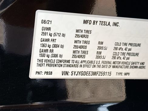 Used 2021 Tesla Model Y Long Range AWD/4WD image 32