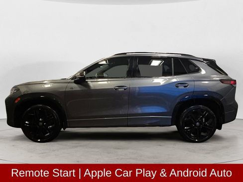 Used 2025 Volkswagen Tiguan SE R-Line AWD/4WD image 2