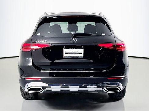 Certified 2026 Mercedes-Benz GLC 300 image 3