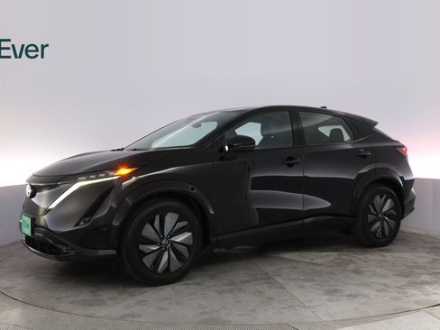 Used 2024 Nissan Ariya AWD image 18