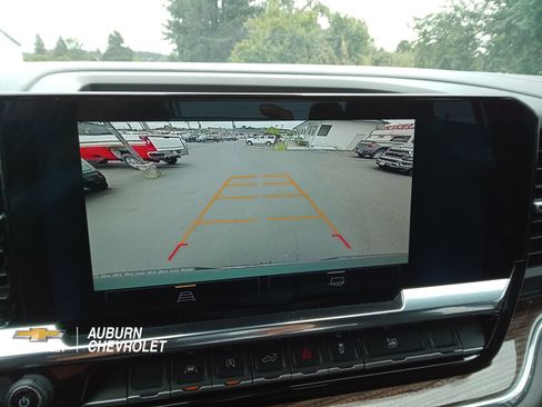 Certified 2025 Chevrolet Silverado 1500 LT AWD/4WD image 12