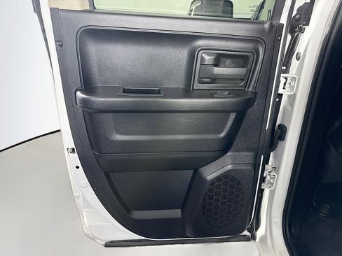 Used 2022 RAM 1500 Tradesman w/ Chrome Appearance Group image 25