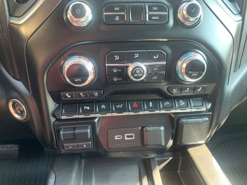 Used 2020 GMC Sierra 1500 AT4 w/ AT4 Premium Package AWD/4WD image 31