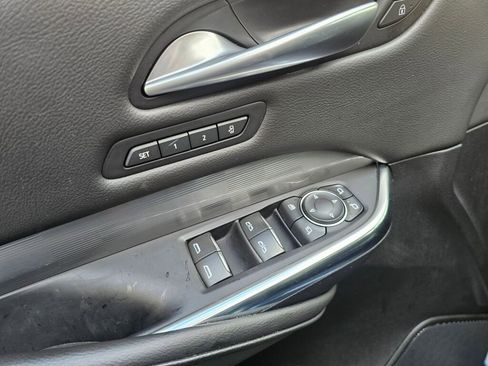 Used 2025 Cadillac XT4 Premium Luxury image 27