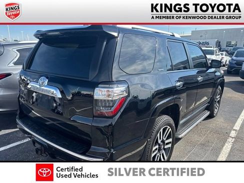 Used 2020 Toyota 4Runner Limited AWD/4WD image 7