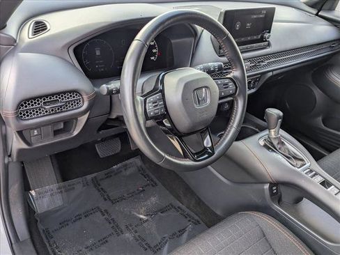 Used 2025 Honda HR-V Sport image 10