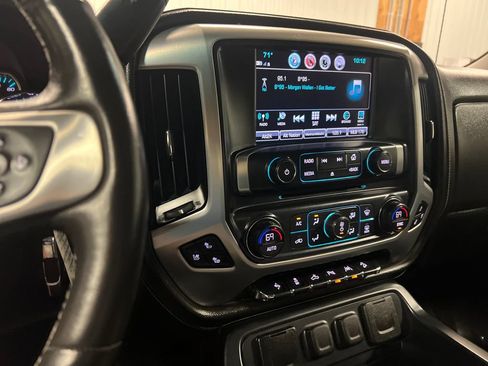 Used 2017 GMC Sierra 1500 SLT AWD/4WD image 21