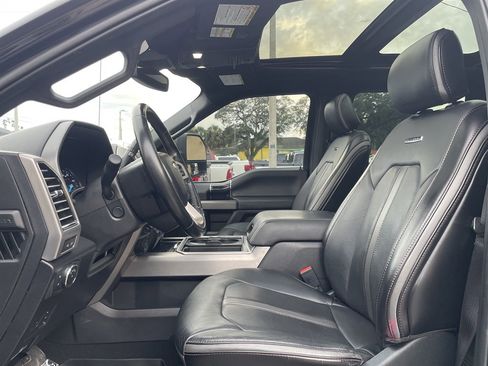 Used 2020 Ford F350 Platinum w/ FX4 Off-Road Package image 22