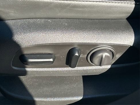 Used 2020 GMC Acadia SLT w/ Premium Package image 37