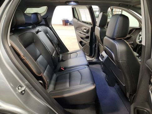 Used 2024 GMC Terrain AT4 AWD/4WD image 30
