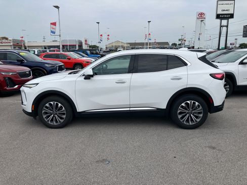 Used 2024 Buick Envision Preferred AWD/4WD image 4