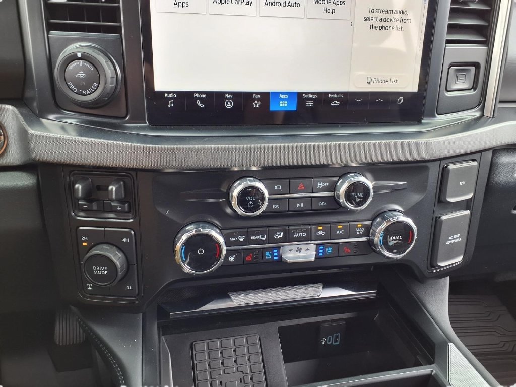 Used 2025 Ford F250 Platinum w/ FX4 Off-Road Package AWD/4WD image 14