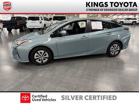 Certified 2018 Toyota Prius Two w/ Prius Two Safety Plus Package FWD image 5