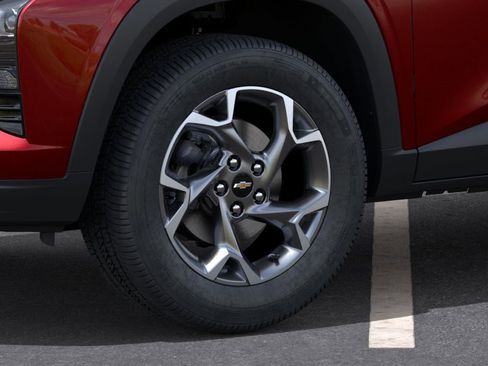 New 2026 Chevrolet Trax LT w/ Driver Confidence Package FWD image 9