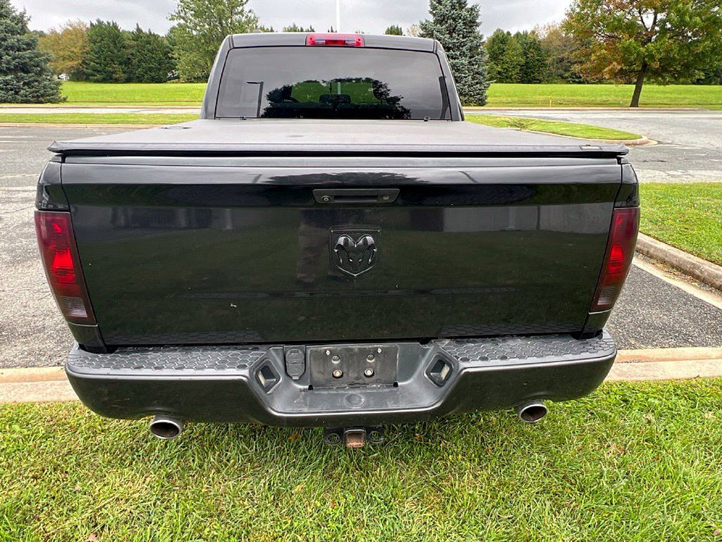 Used 2015 RAM 1500 Express AWD/4WD image 8