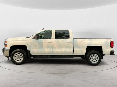 Used 2015 Chevrolet Silverado 3500 LT w/ LT Convenience Package AWD/4WD image 8