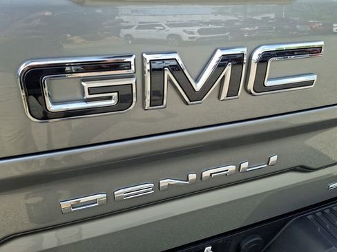 Used 2025 GMC Sierra 1500 Denali Ultimate AWD/4WD image 27