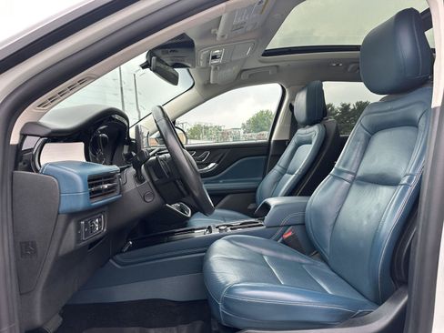 Used 2020 Lincoln Corsair Reserve AWD/4WD image 11