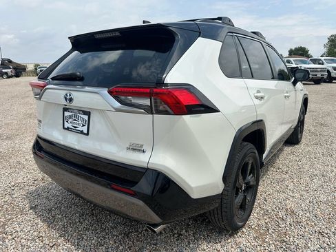 Used 2020 Toyota RAV4 XSE AWD/4WD image 10
