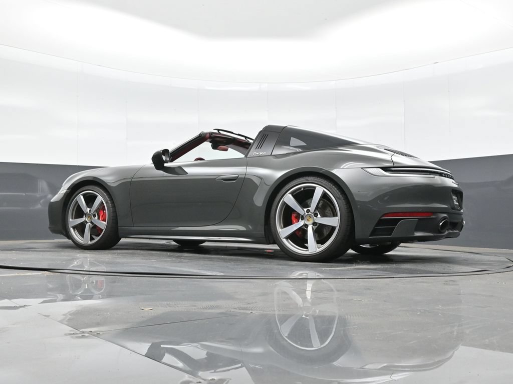 Certified 2021 Porsche 911 Targa 4S AWD/4WD image 27
