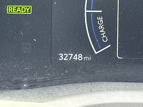 Used 2025 Toyota Camry LE FWD image 28