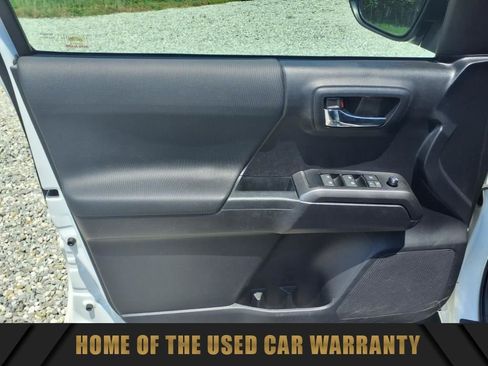 Used 2021 Toyota Tacoma TRD Sport image 19