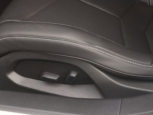 Used 2023 Chevrolet Corvette Stingray Convertible w/ 1LT image 12