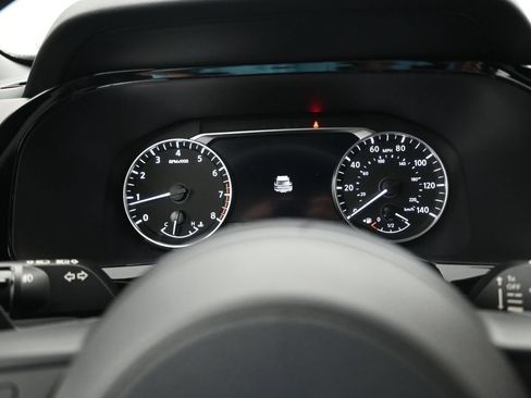 Used 2025 Nissan Pathfinder Rock Creek AWD/4WD image 12