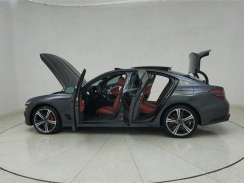 Used 2025 Genesis G70 3.3T Advanced w/ Sport Prestige Package image 74