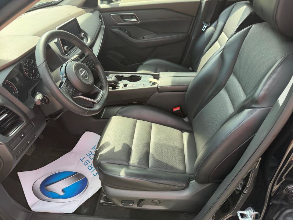 Used 2021 Nissan Rogue SV w/ Premium Package FWD image 30