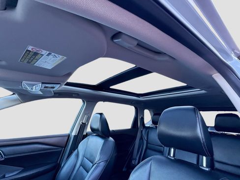 Used 2021 Nissan Rogue SL image 21