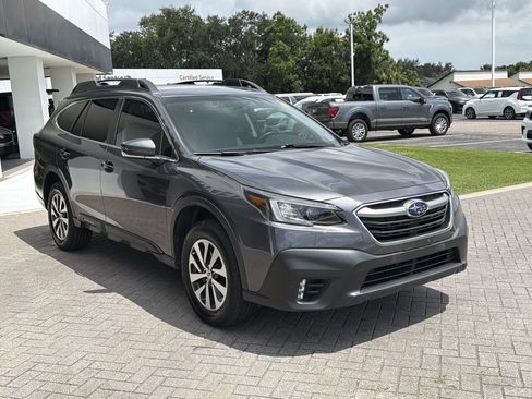 Certified 2022 Subaru Outback Premium AWD/4WD image 7