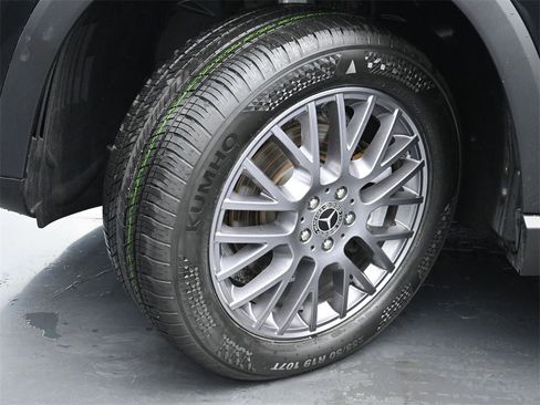 Used 2022 Mercedes-Benz GLE 350 4MATIC w/ Premium Package image 24