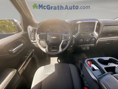 Used 2022 Chevrolet Silverado 1500 LT AWD/4WD image 10