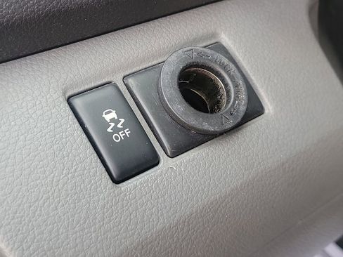 Used 2020 Nissan NV200 S FWD image 20