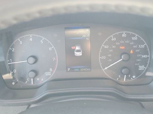 Used 2024 Toyota Corolla SE w/ SE Premium Package FWD image 24