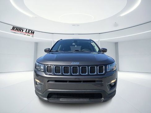 Used 2021 Jeep Compass Latitude FWD image 8