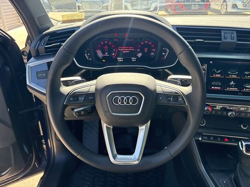 Certified 2025 Audi Q3 2.0T Premium w/ Convenience Package image 21