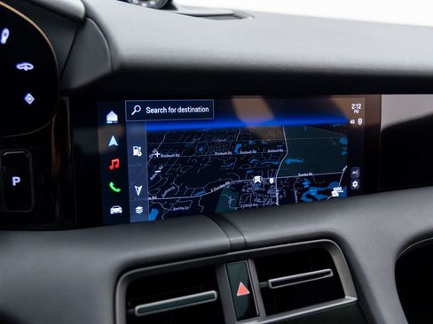 New 2025 Porsche Taycan image 26