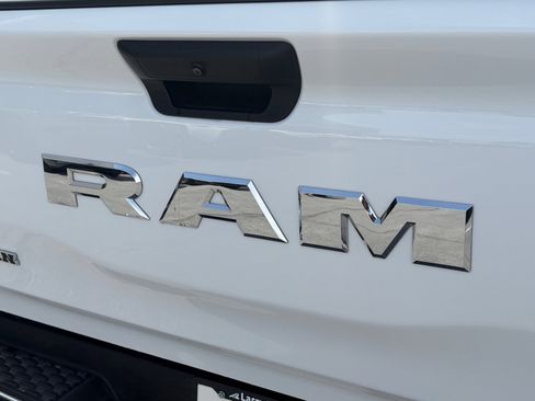 Used 2025 RAM 1500 Big Horn AWD/4WD image 28