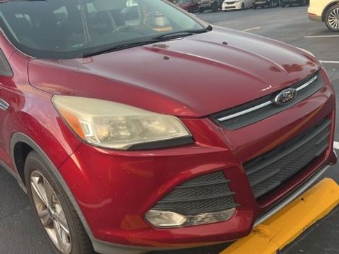 Used 2014 Ford Escape SE image 7
