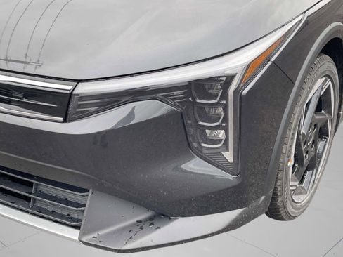New 2025 Kia K4 EX image 9