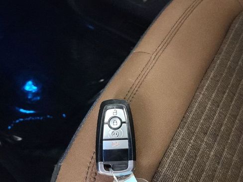 Used 2022 Ford Bronco Outer Banks image 18