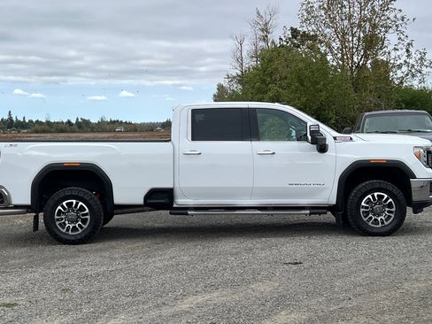 Used 2022 GMC Sierra 3500 SLT image 3
