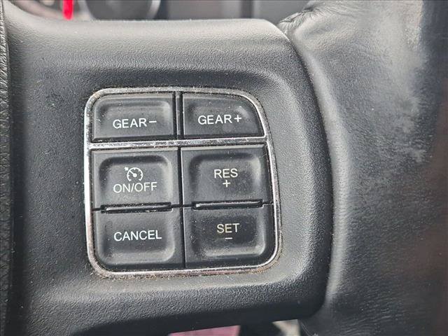 Used 2018 RAM 1500 SLT AWD/4WD image 14