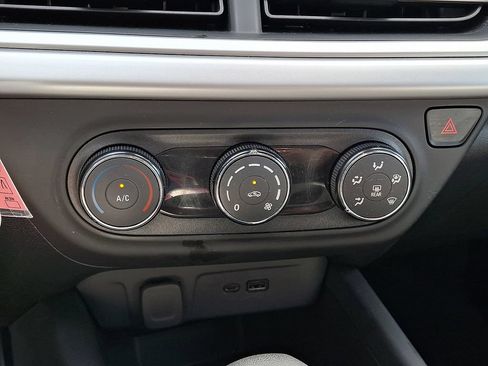 Certified 2024 Chevrolet Trax LS FWD image 15