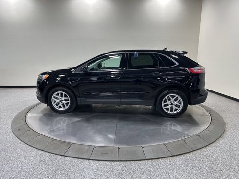 Certified 2024 Ford Edge SEL w/ Convenience Package AWD/4WD image 10